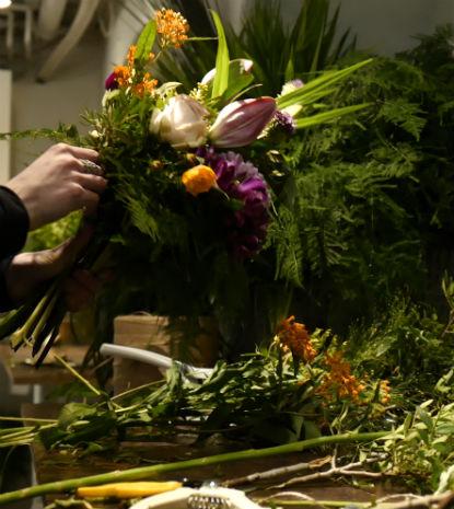 Fakta: Bag om salget